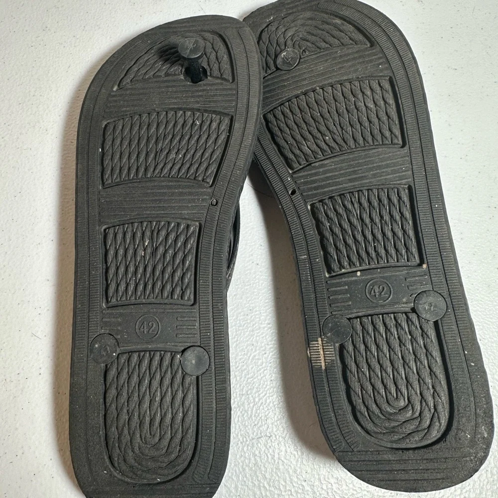 Black Flip Flops